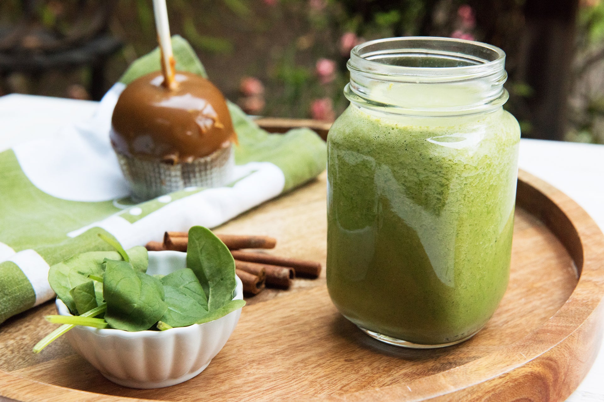 Caramel Apple Smoothie Caramel Apple Smoothie