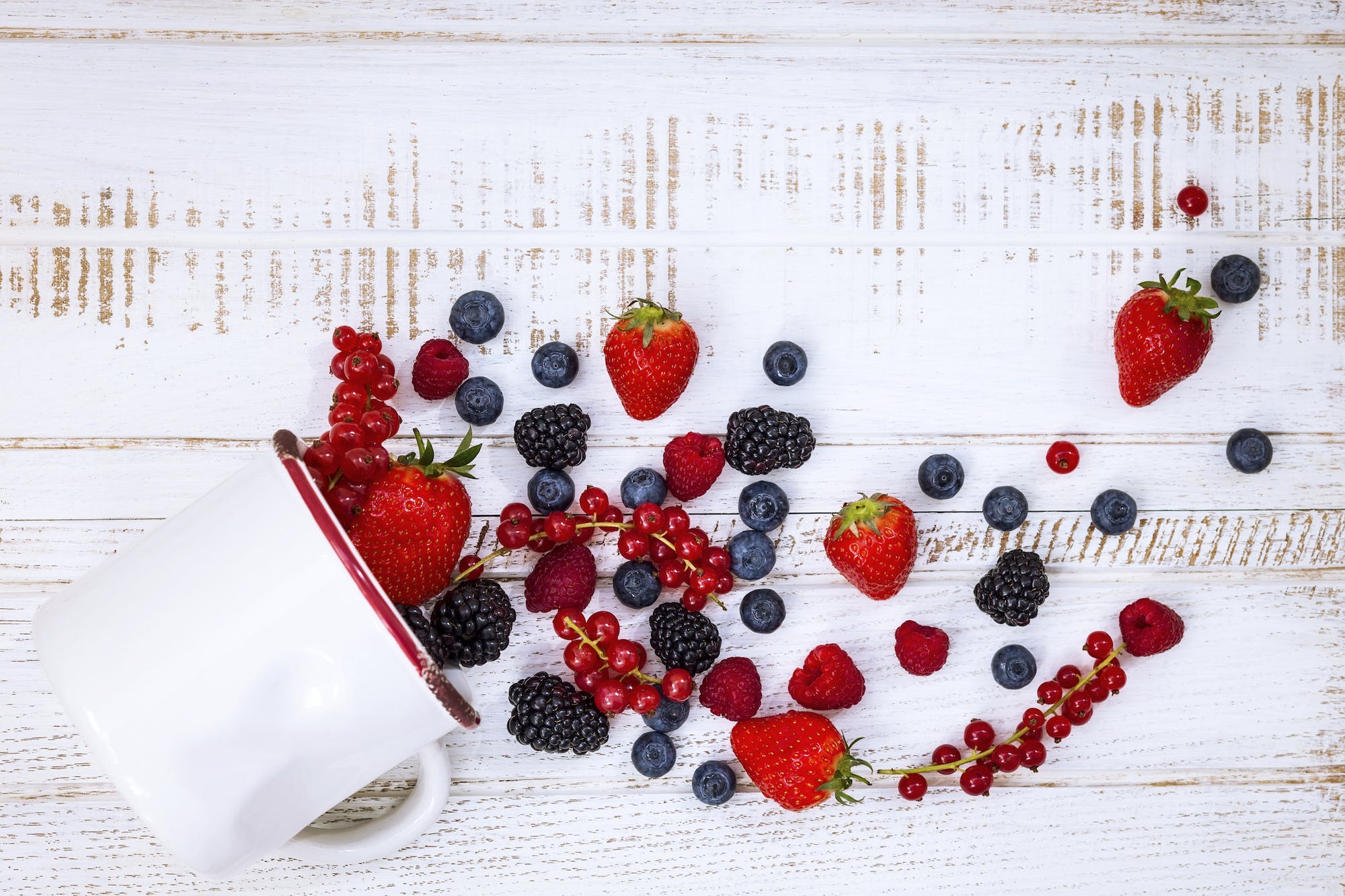 NutriBullet’s Guide to Summer Fruits and Vegetables